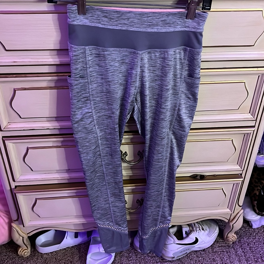 grey athletic workout leggings